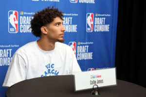 Sacramento firma cuatro años a Colby Jones