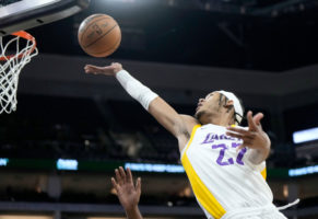 Los Lakers se quedan con Alex Fudge
