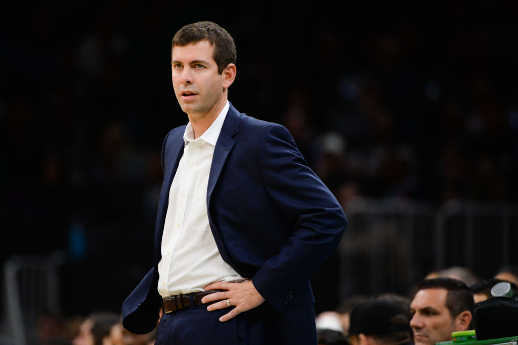 Brad Stevens no está preocupado por la lesión de Kristaps Porzingis