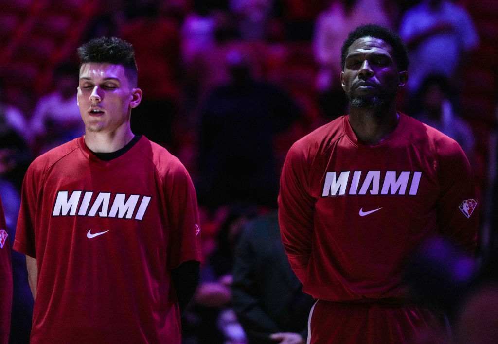 Capote de Udonis Haslem a Tyler Herro