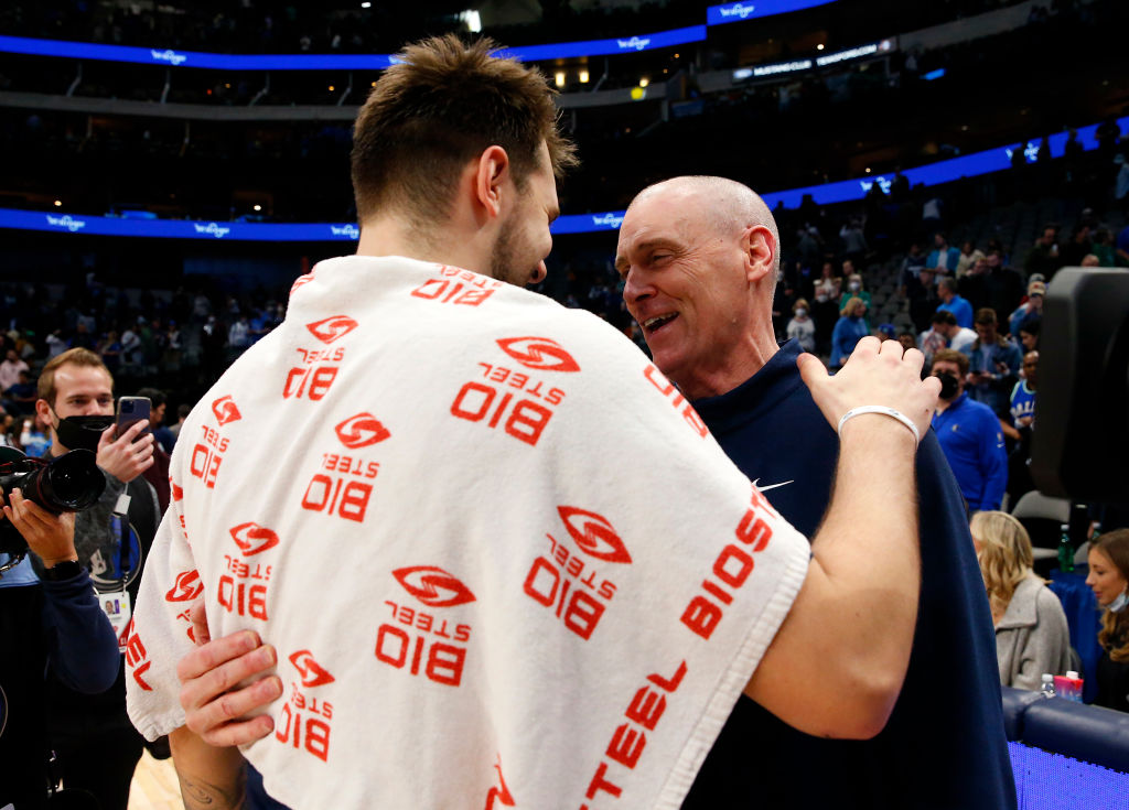 Rick Carlisle cree que Doncic será MVP esta temporada