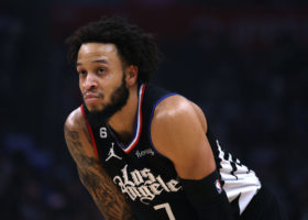 Amir Coffey es detenido por posesión de armas