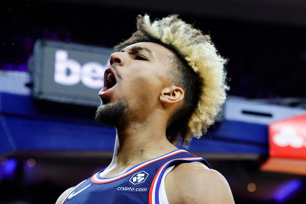 Los Knicks despiden a Obadiah Noel para posteriormente firmar a Charlie Brown Jr.