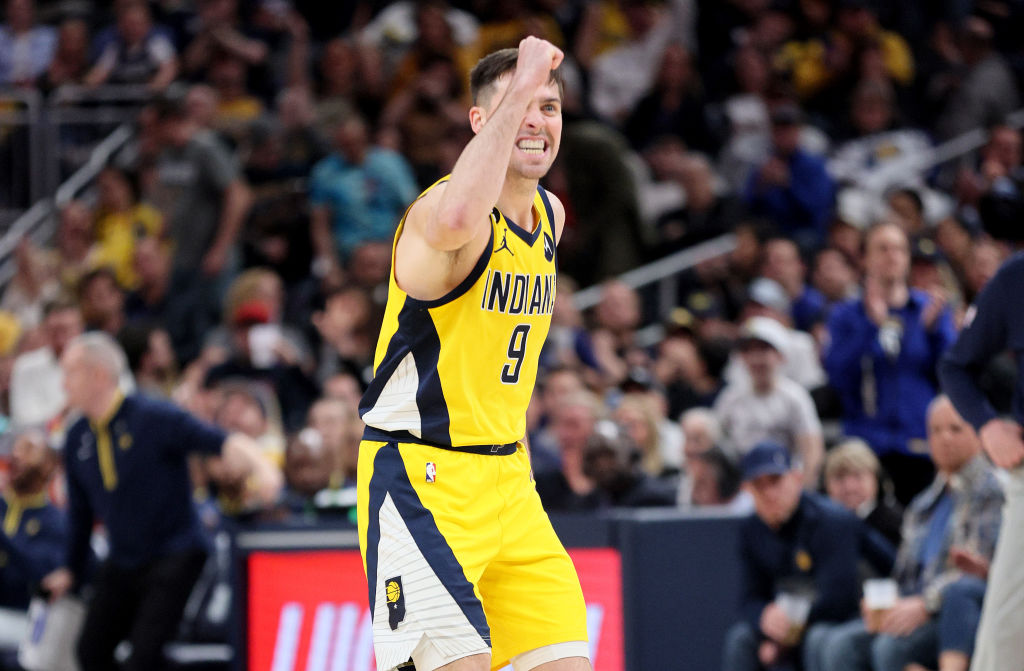 Phoenix quiere reforzarse con T.J. McConnell