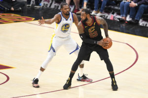 Kevin Durant ve en LeBron James "una fuente de inspiración"