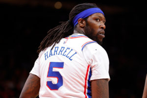 Philadelphia corta a Montrezl Harrell