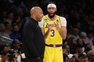 Darvin Ham pide un cambio radical a Anthony Davis