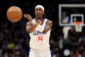 Rechazo a incluir a Mann en las negociaciones por Harden