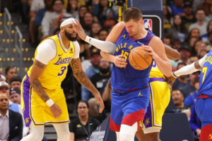El Jokic de siempre: primer triple-doble y primera victoria