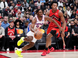 Embiid y Maxey fueron demasiado para los Raptors