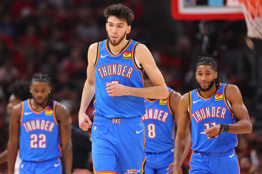 Los prometedores Thunder empiezan ganando en Chicago