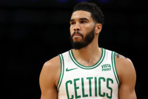 Jayson Tatum no da opción a los Knicks