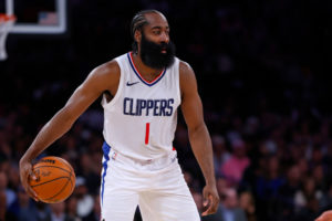 Harden prolonga la agonía de los Warriors