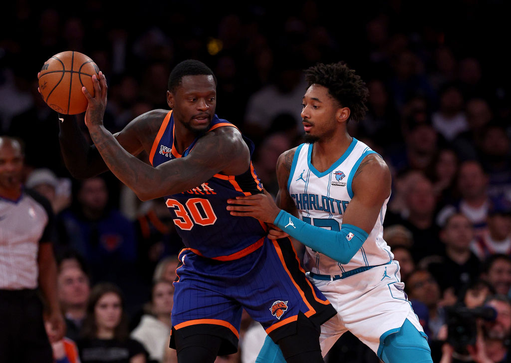 La rodilla no detiene a Julius Randle