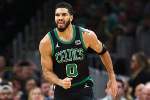 Boston pasa por encima de los Clippers