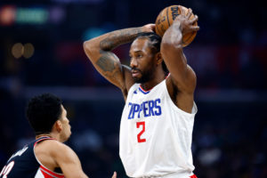 Kawhi Leonard lidera a los mejores Clippers de la temporada