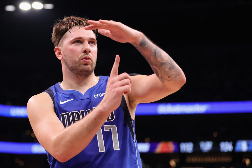 Un enorme Luka Doncic hace historia con 50 puntos en Navidad