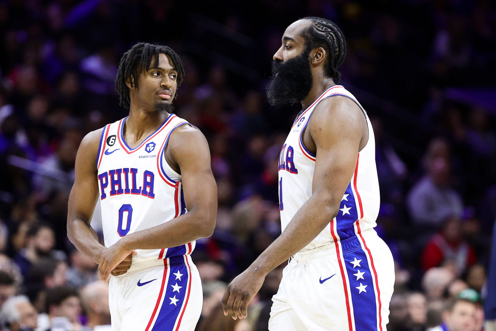 Tyrese Maxey sigue recibiendo consejos de James Harden