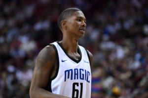 New Orleans se refuerza con Malcolm Hill