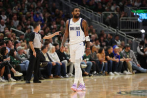 Irving tumba a los Knicks con 44 puntos