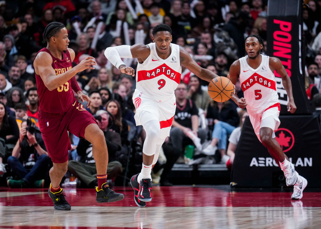 Quickley y Barrett, titulares y triunfo ante Cleveland
