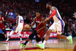 Lowry rescinde con Charlotte para firmar por los Sixers
