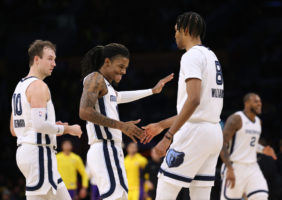 Memphis mete en problemas a los Lakers