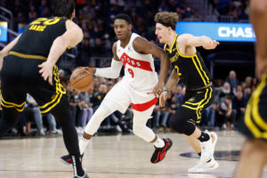 Barrett se crece, los Warriors se hunden