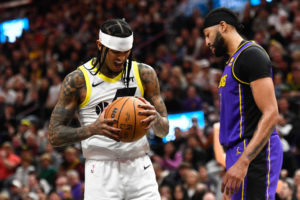 Utah sigue de dulce y deja muy tocados a los Lakers
