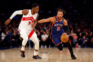 Barrett y Quickley caen en su regreso a Nueva York