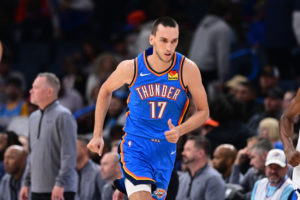Aleksej Pokusevski, cortado de los Thunder