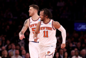 Brunson y Hartenstein podrían volver ante los Warriors