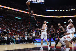Josh Richardson estará varias semanas de baja