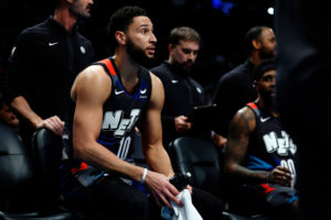 Ben Simmons vuelve a estar entre algodones