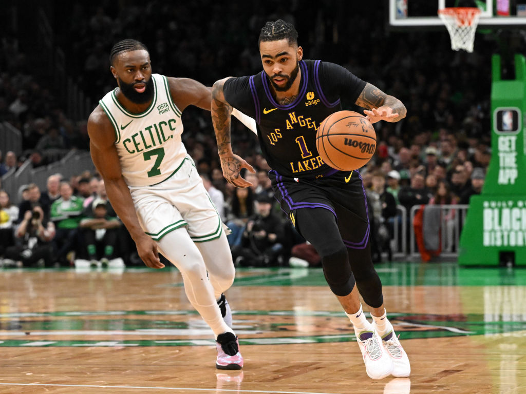 Los Lakers conquistan Boston... ¡sin LeBron ni Davis!