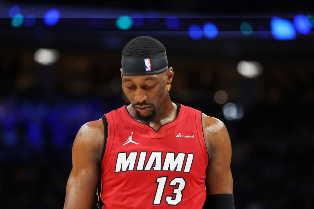 A Bam Adebayo se le complica el 'súper máximo'