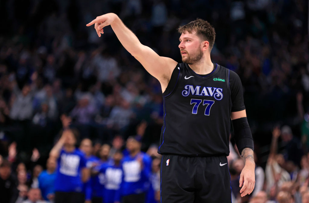 Doncic tras tirar un triple