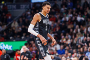 San Antonio frena a Wembanyama