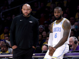 Darvin Ham explica la cautela con LeBron James