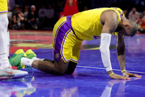 Los Angeles Lakers camino a la liga regular más larga de la historia