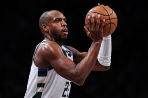 Khris Middleton arde en deseos de volver