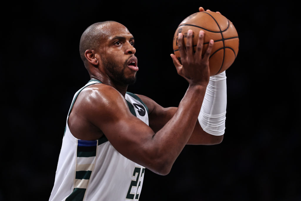 Khris Middleton arde en deseos de volver