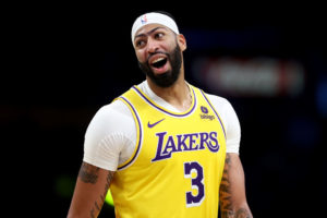 Anthony Davis se hace gigante ante los Timberwolves