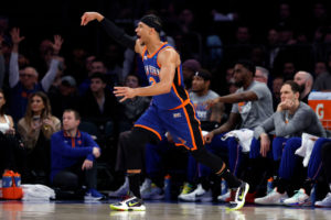 Josh Hart dobla su esfuerzo ante la plaga de lesiones