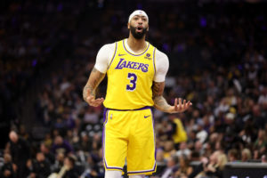 New Orleans aplaza el pick de los Lakers