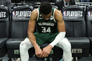 ¿Falta profesionalidad en los Milwaukee Bucks?