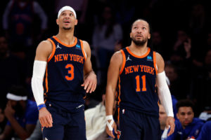 Los Knicks remontan 21 puntos para frenar su mala racha