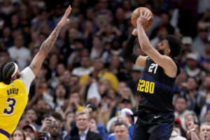 Jamal Murray clava un puñal en el corazón de Lakers