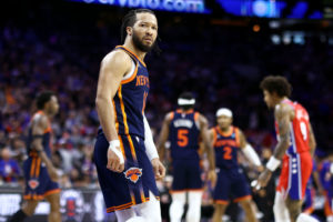 47 puntos de Brunson para poner el 3-1