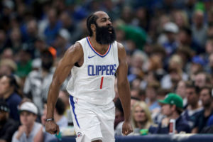 Dallas remonta 31 puntos para morir en la orilla